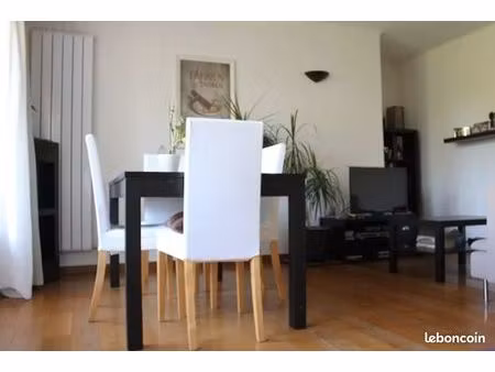 f4 nord aix f4  balcon  cave