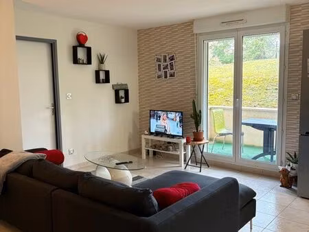 apparement résidence calme proche du centre ville avec place de parking