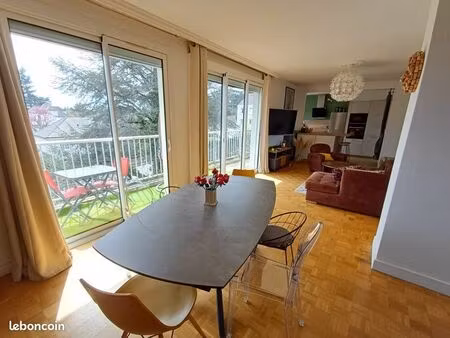 t4 108 m² rénové - saint avertin centre - dernier étage - clim