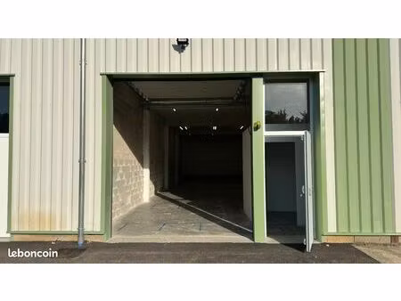 local commercial 118m²