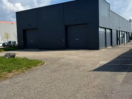 tavaux - zone commercial super u - 276 m2