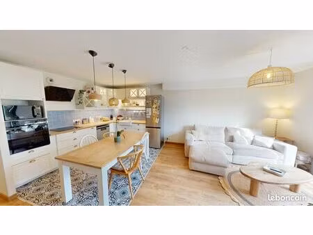 appartement 2 pièces de 53 m² avec jardin + garage en sus