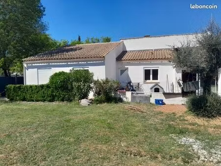 maison 4 chambres avec piscine