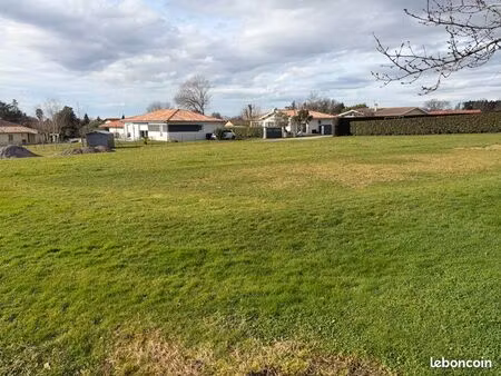 terrain à vendre