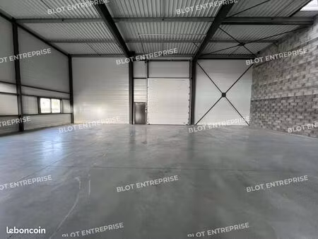 local d'activité 280 m²
