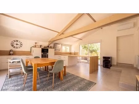 maison 6 pièces 151 m²