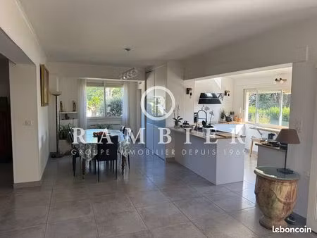 maison 6 pièces 175 m²