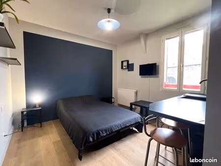 studio  toutes charges comprises  centre ville