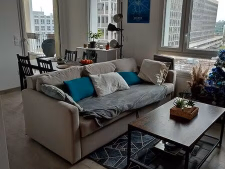 location d'un f2 à 200m de la gare de tours