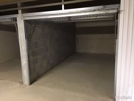 garage/box 15 m² thorigne fouillard
