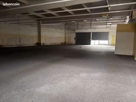 local commercial 583 m² saint etienne