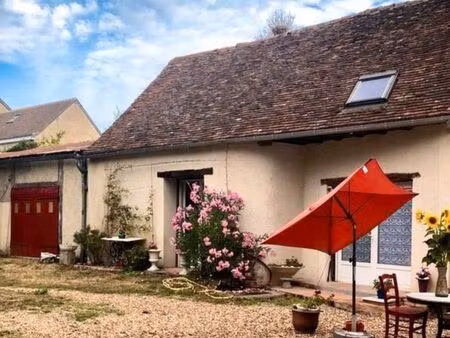 propriété de 3 maisons