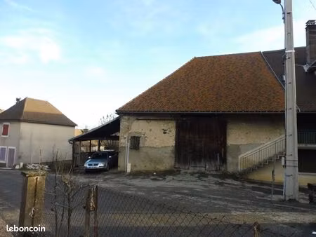 maison de village 120 m²