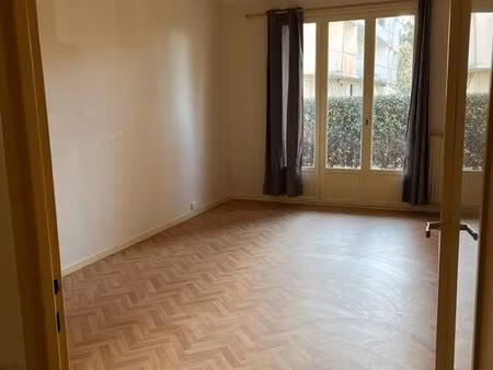 appartement 65m2 2 chambres st cyr sur loire