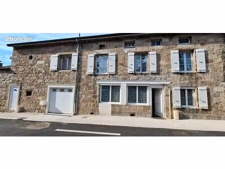 maison de bourg en pierres apparentes 160 m² + studio independant