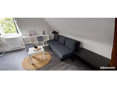 studio meublé à 2 pas des halles