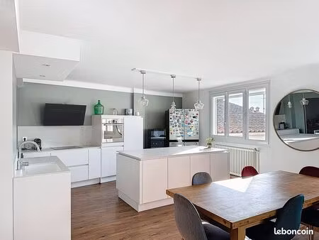 villa avec piscine à frontignan la peyrade