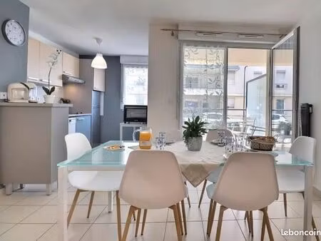 loue appartement ( jusqu’à 4 personnes)