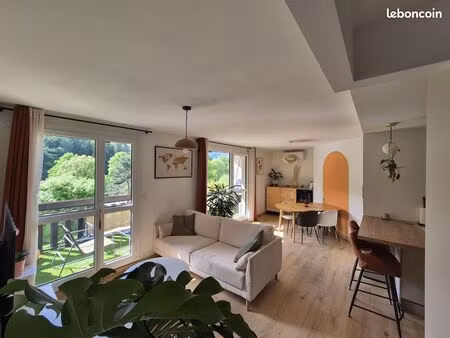 superbe t3 rénové vue parc