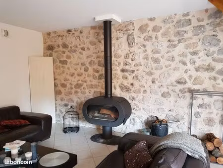 triplex 122 m² atypique au cœur du village  esprit maison