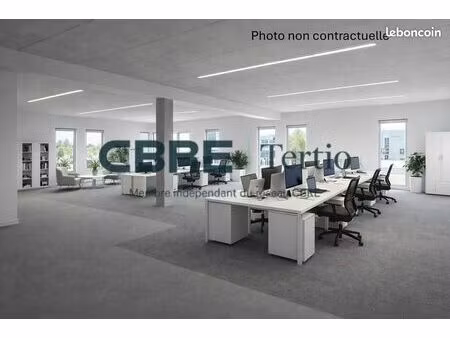 bureaux 218 m² saint cyr sur loire