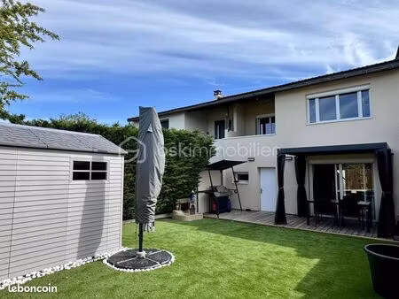 maison 5 pièces 90 m²