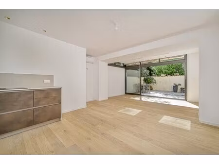 maison de luxe à vendre dans le quartier le roucas blanc