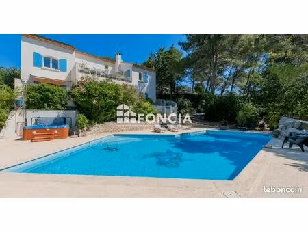 castelnau : villa d’exception avec studio indépendant – piscine – parc arboré – calme abso