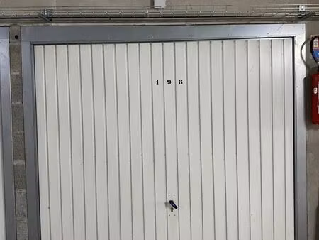garage box fermé