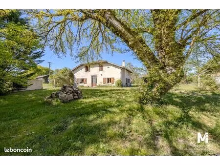 propriété 5 pièces 186 m²