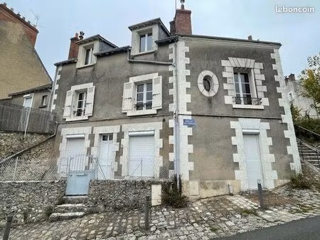 maison 7 pièces 147 m²