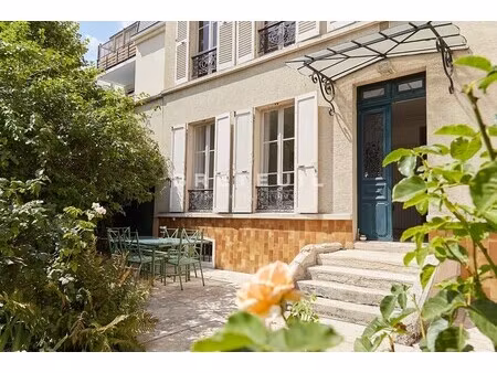 maison de luxe à vendre dans le quartier liberation