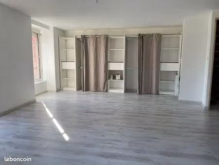 location maison de bourg