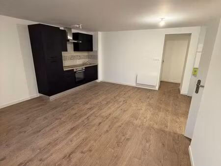 t2 rénové centre ville