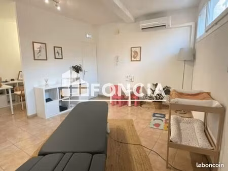 local commercial 52 m²