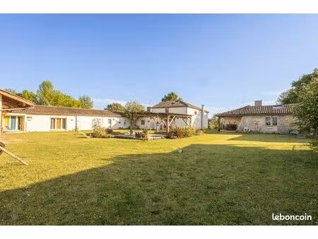 ferme 14 pièces 550 m²