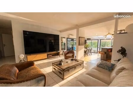 appartement 4 pièces 180 m²