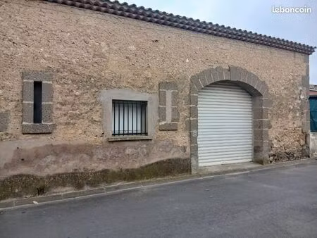 location hangar garage