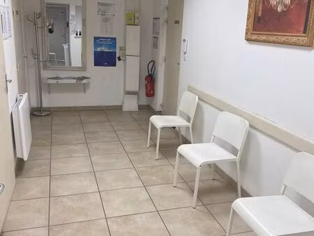 local commercial ancien cabinet dentaire