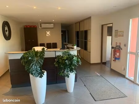 ? local professionnel / bureaux - 94 m² - hyper-centre à côté de chez maison laure