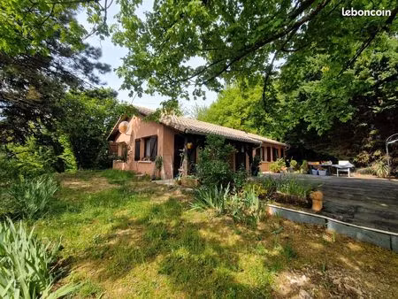 belle villa 108m² plain-pied / gge 60m² / terrain 1886m² / vue