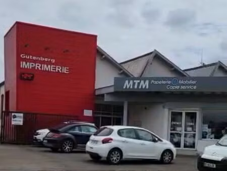a louer : local industriel dax 1000m² - 1500 euros/mois