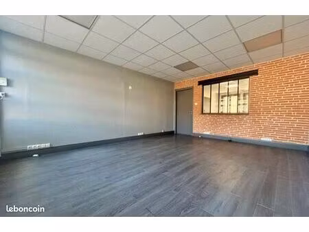 a louer local commercial