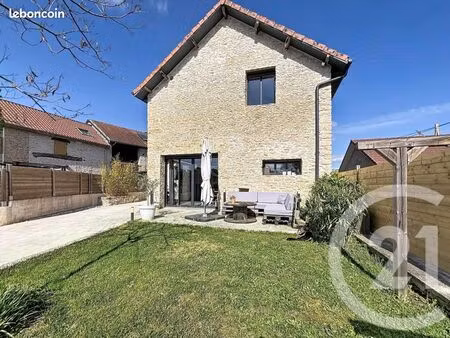 maison 5 pièces 131 m²