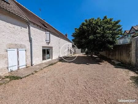 maison 9 pièces 173 m²