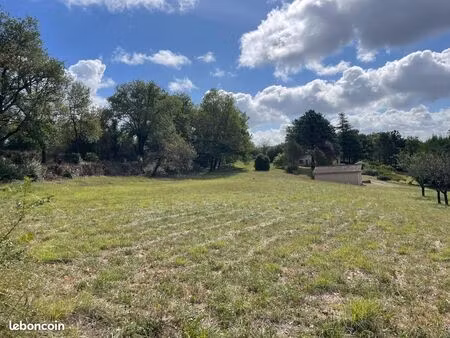 terrain 1934 m² figeac