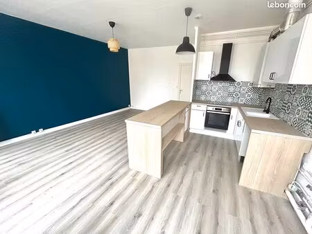 superbe t2 lumineux centre ville