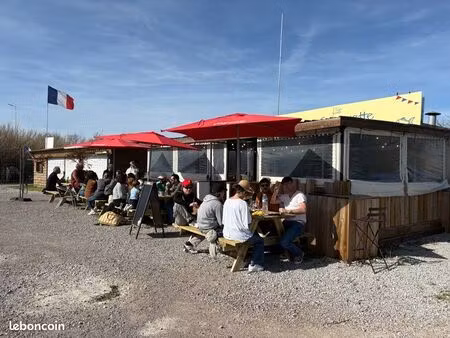 restaurant rapide/ guinguette