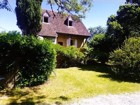 maison 3 pièces 85 m²