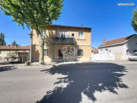 immeuble 415 m² roussillon